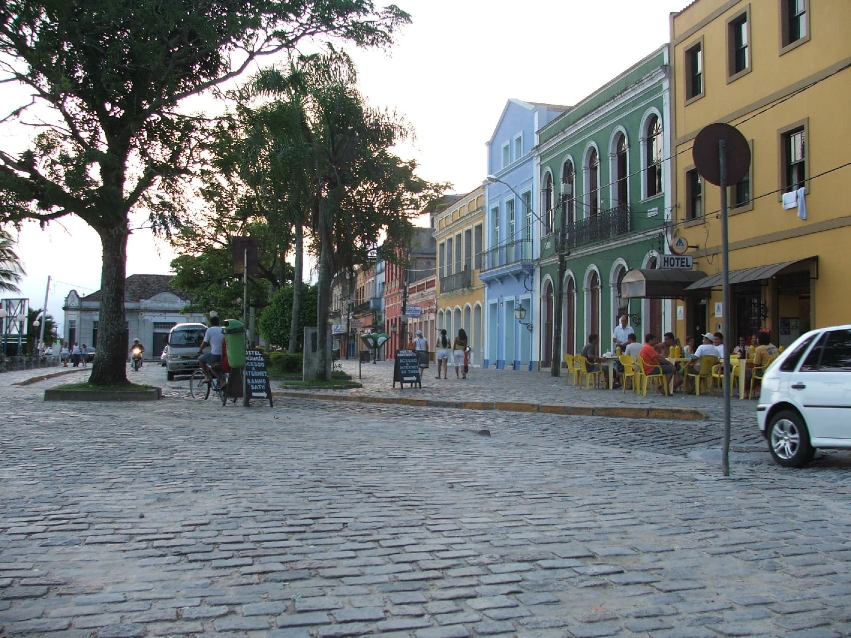 Arquitetura monumental histórica no Centro de Paranaguá